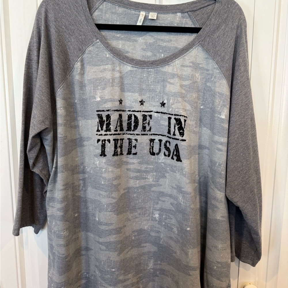 Cato Grey Camouflage Raglan Sweatshirt Women’s Size 22/24